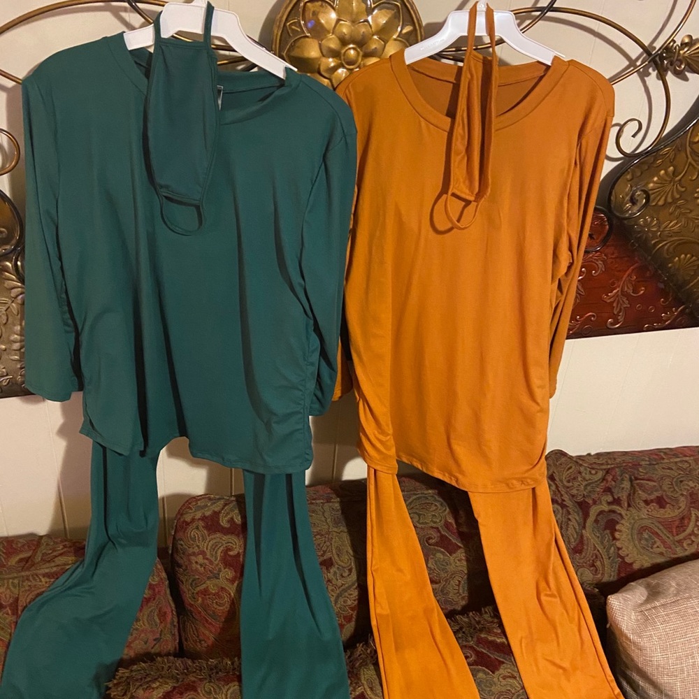 2pc Women Plus size pants set with mask.